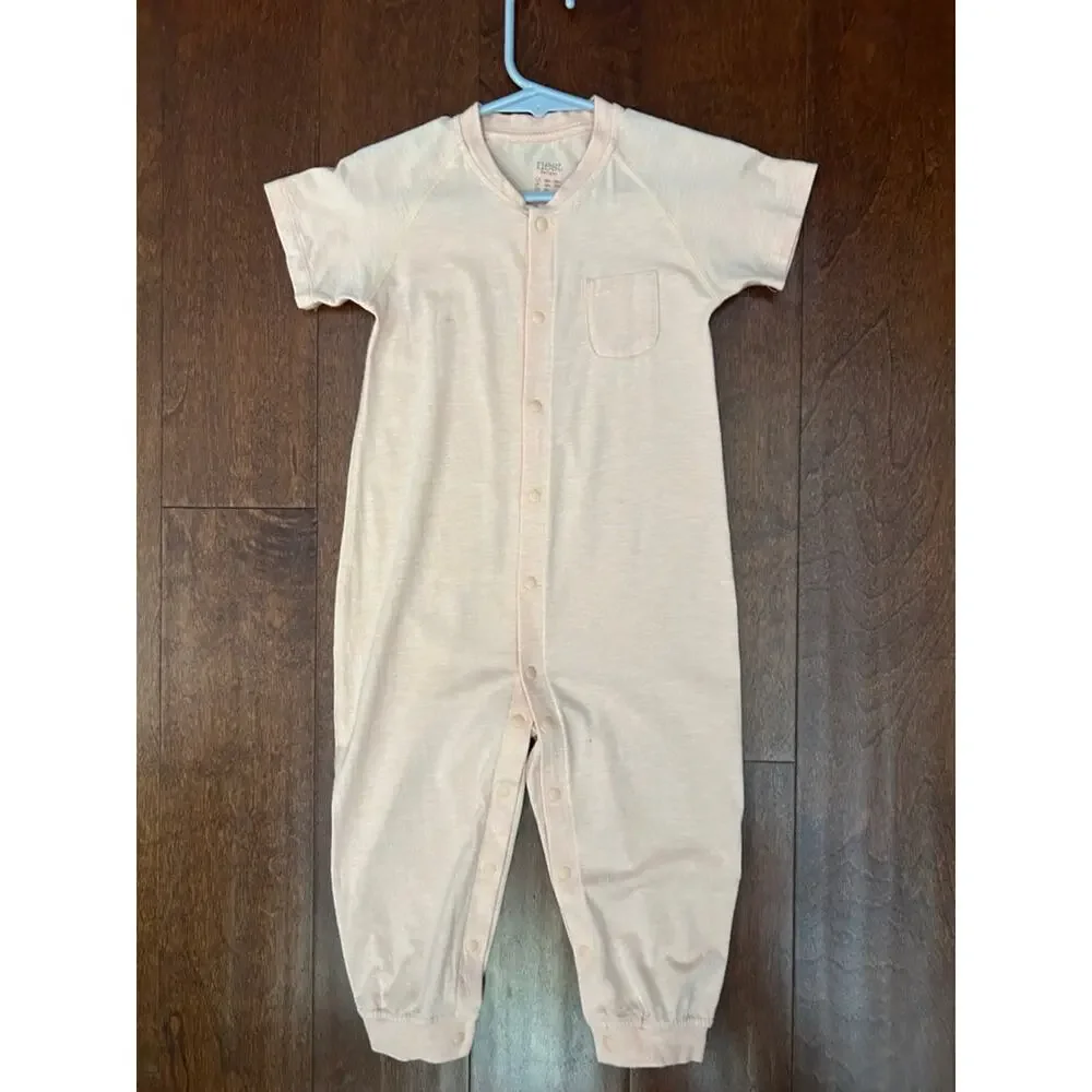 NEST Pantone Bellini Peach Baby Snap-Front Romper, Size 18-24 Months